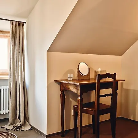 Tauroa Krenn Hotel